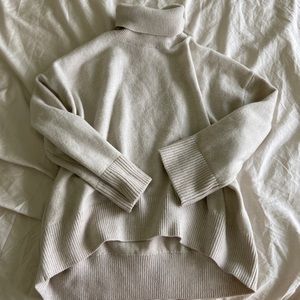 H&M Knit Oversized Sweater sz M